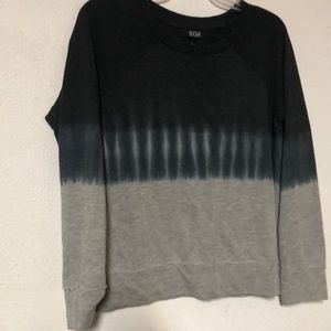 Ombré crewneck